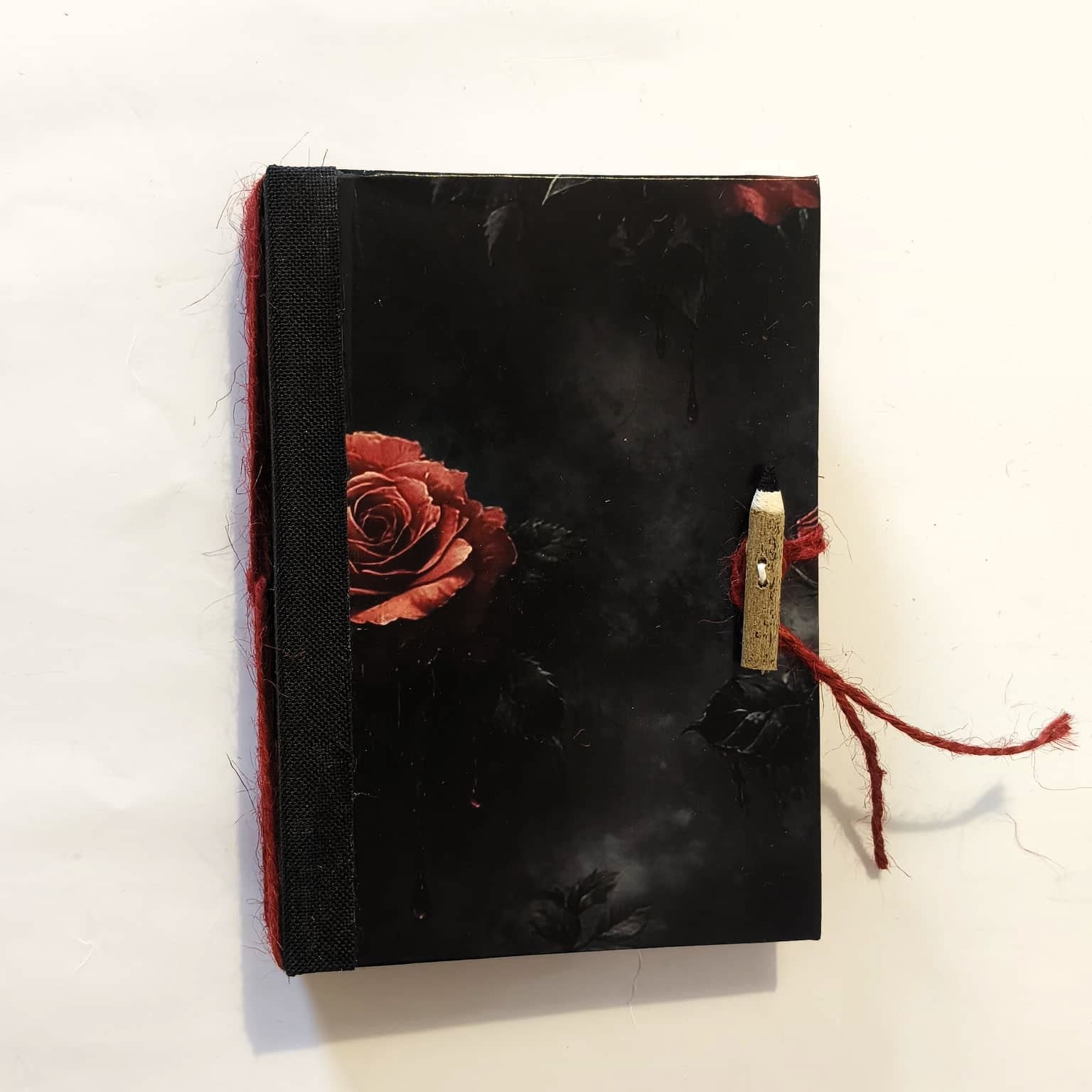 Quaderno A5 "Battiti di Fuoco" — Rose Rosse