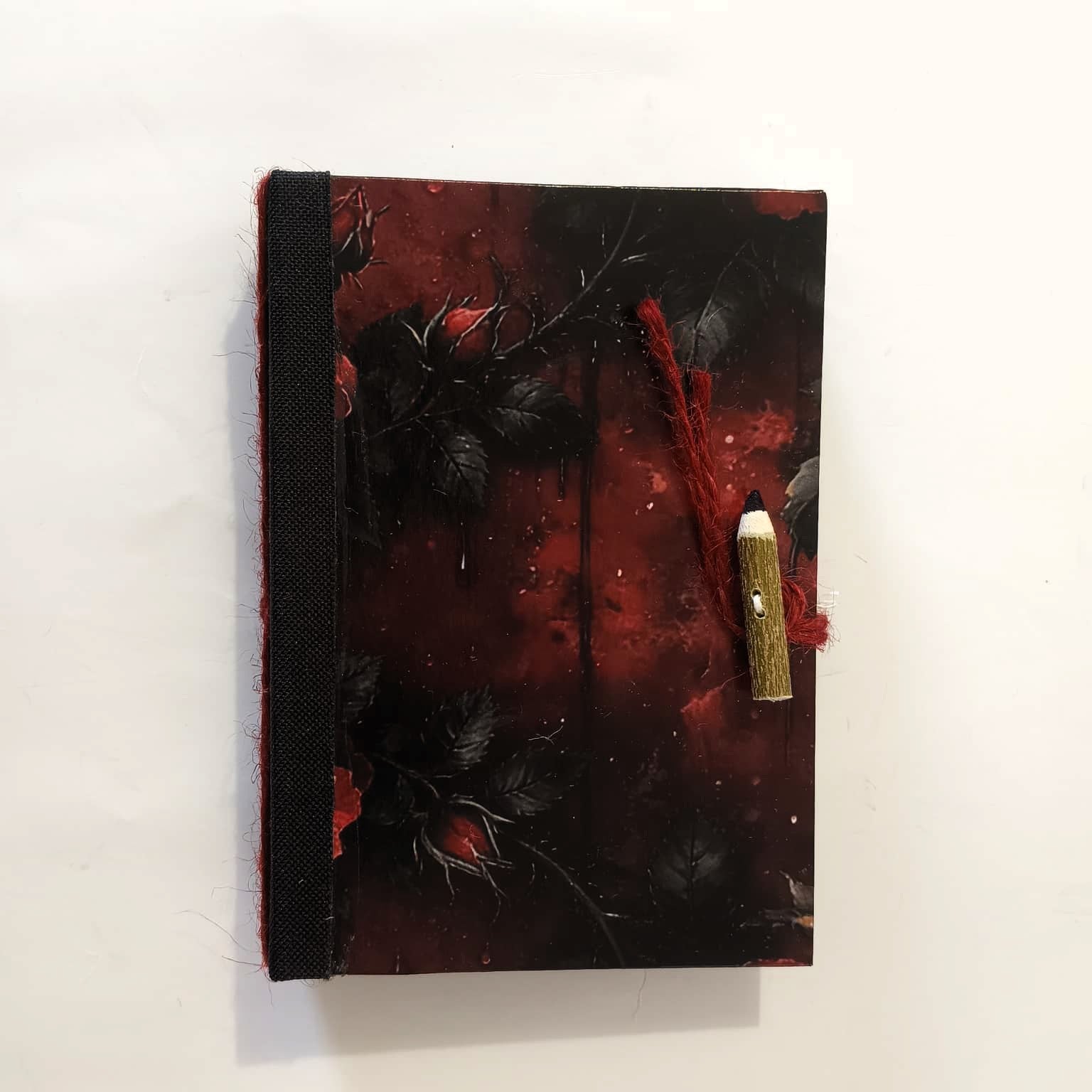 Quaderno A5 "Battiti di Fuoco" — Rose Rosse