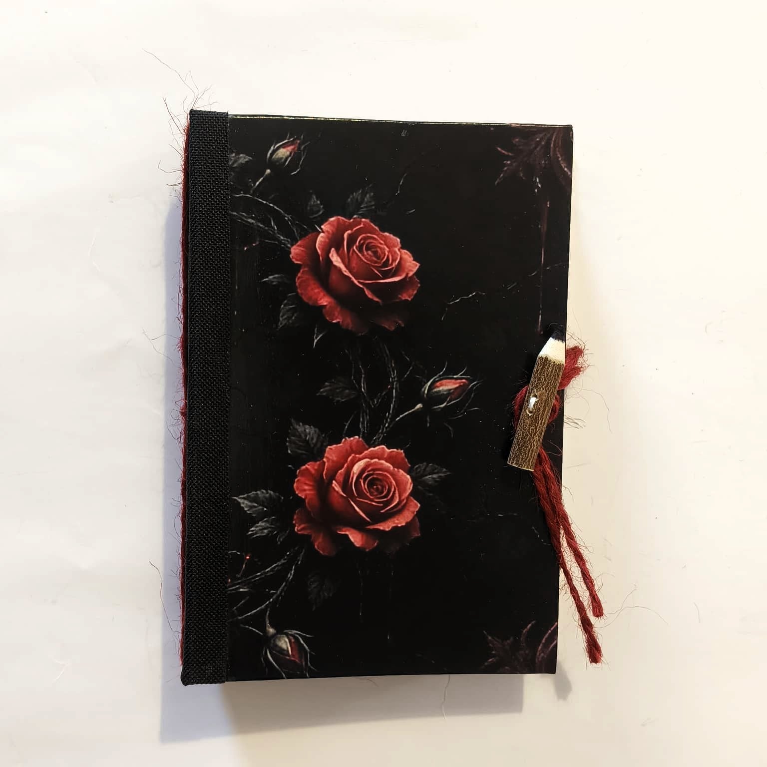 Quaderno A5 "Battiti di Fuoco" — Rose Rosse