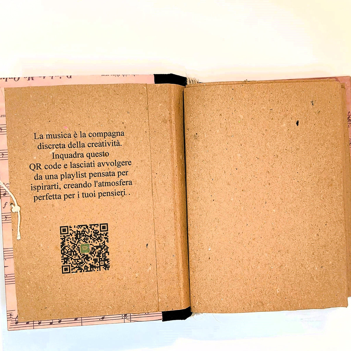 Quaderno fatto a mano tascabile con carta riciclata — "Fogli di Tempo" Latitudini