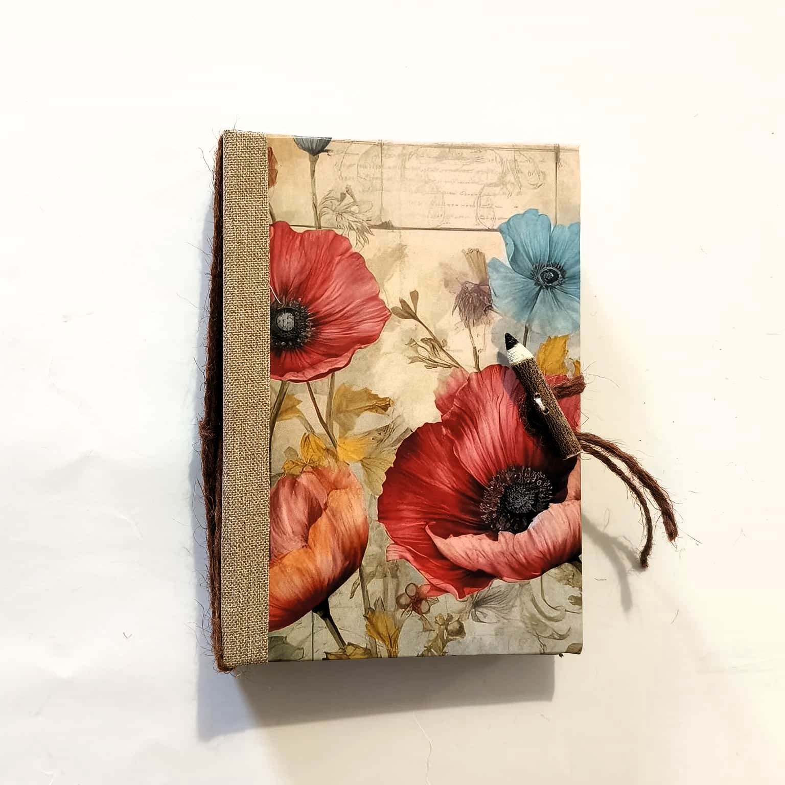 Quaderno A5 "Rifioriture" — Papaveri e Fiori Selvatici