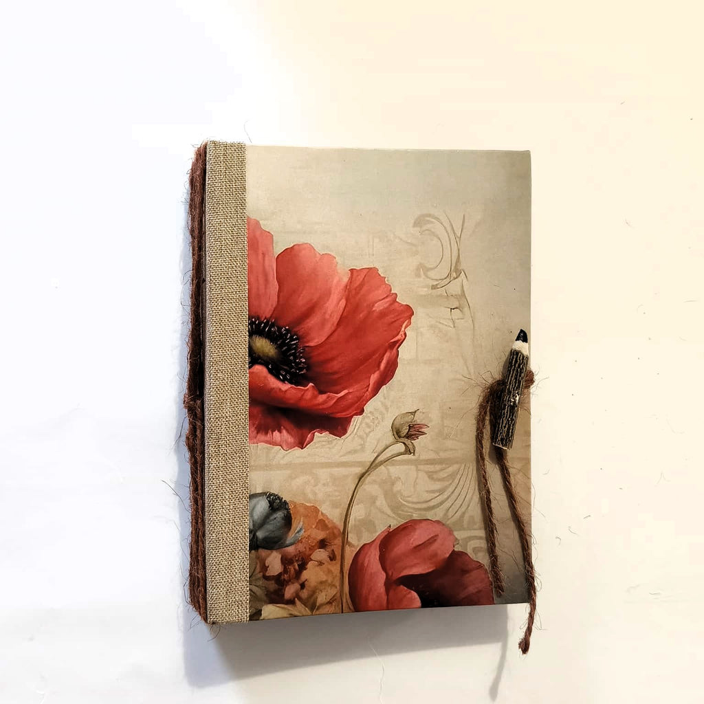 Quaderno A5 "Rifioriture" — Papaveri e Fiori Selvatici
